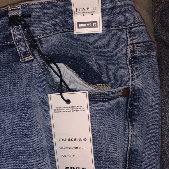 NWT JUDY BLUE High Rise Distressed Boyfriend Fit Jeans - Picture 9 of 13